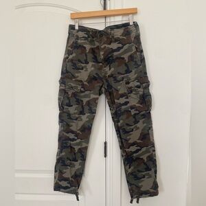 American Eagle Baggy camo cargo pants.
